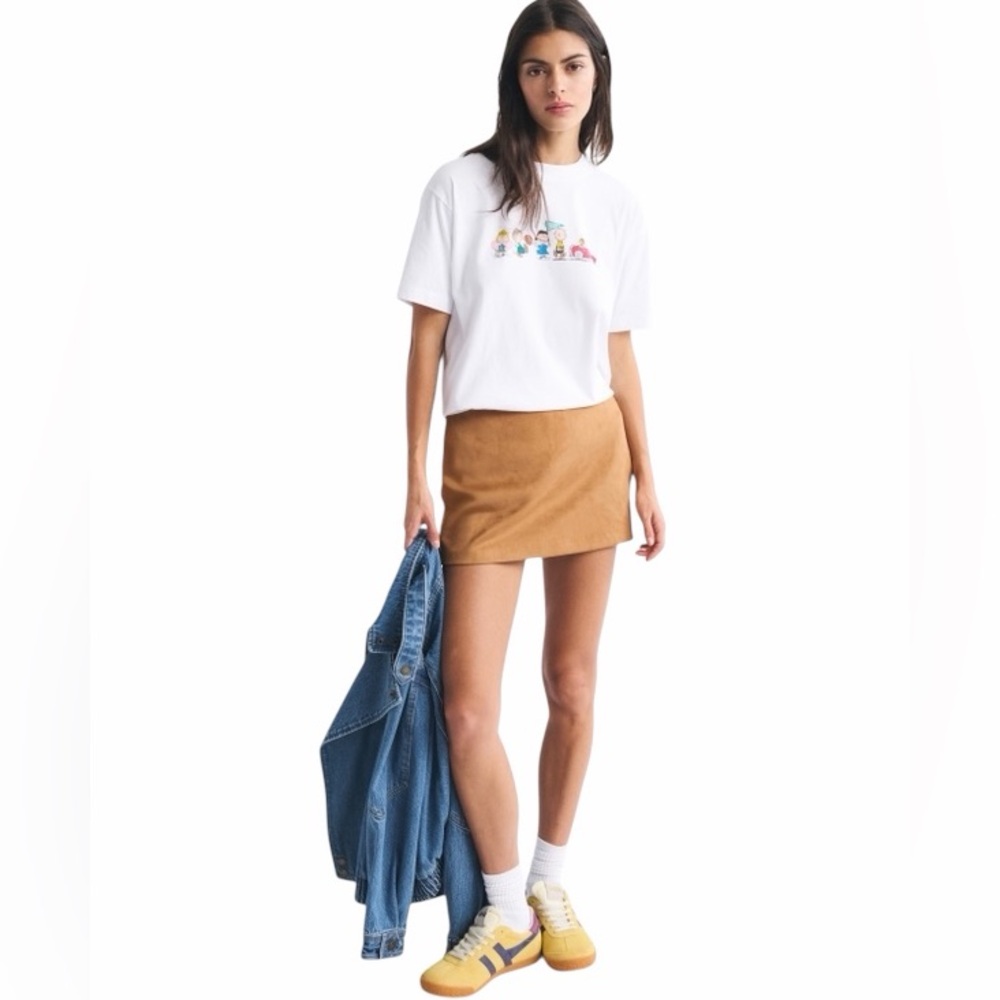 NWT Peanuts White Graphic Oversized T-Shirt, Size Large